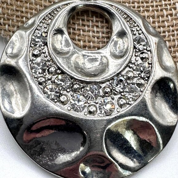 Silver Tone Statement Round Disc Pendant Necklace Sparkly Rhinestones 17" - Picture 2 of 8